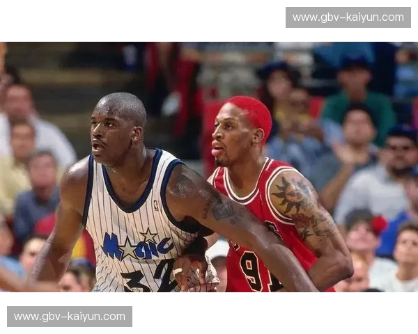 统治力的终极定义：当奥尼尔vs整个时代，谁才是真正的篮下真神？