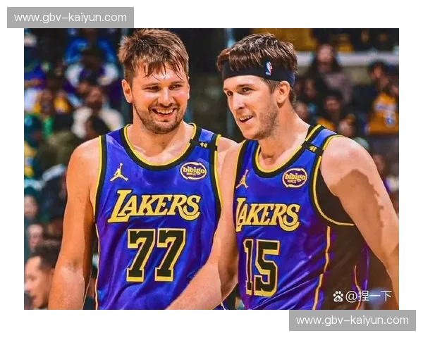 绝杀还是绝望？2003年马刺与湖人的史诗对决，一场注定载入史册的经典